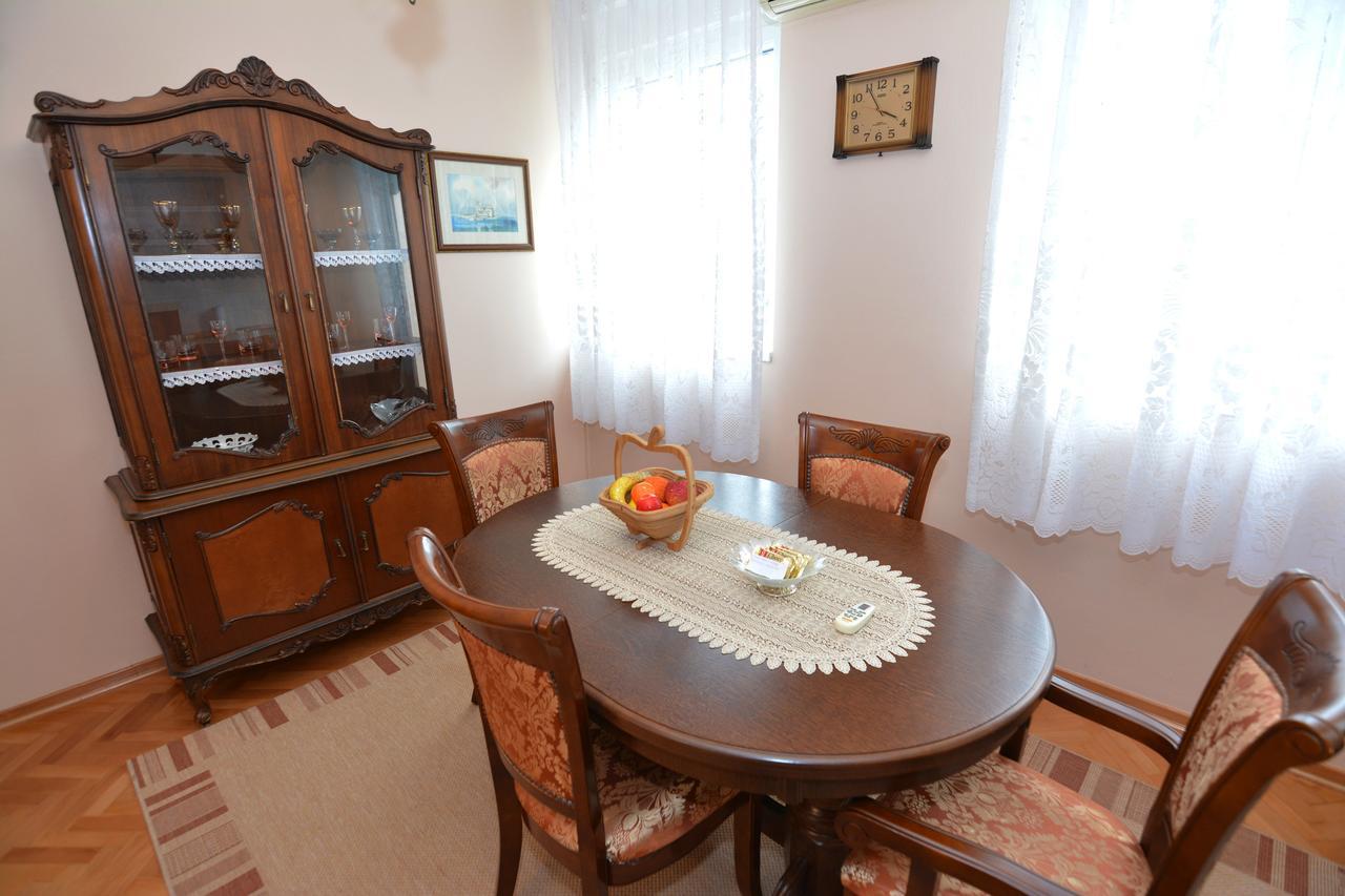 Apartment Todor Kotor Eksteriør bilde