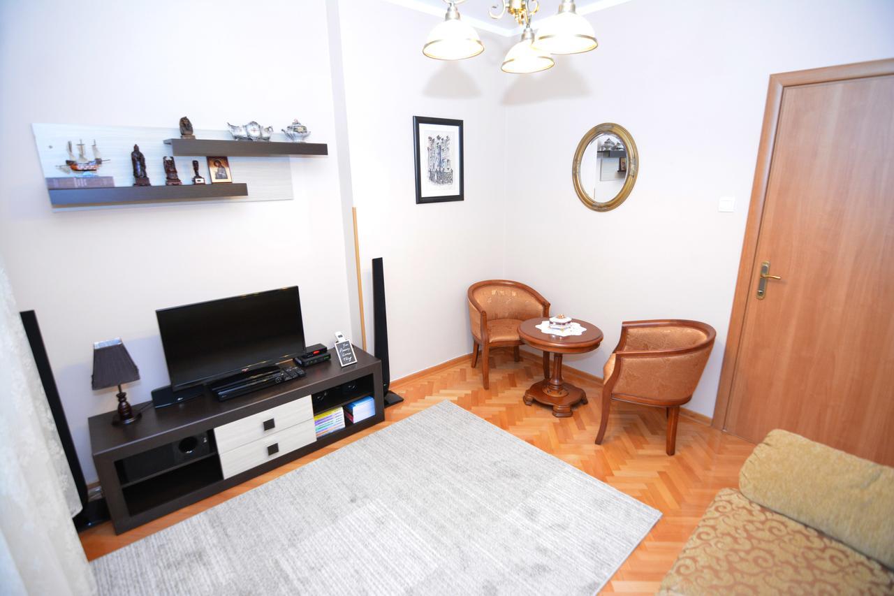 Apartment Todor Kotor Eksteriør bilde